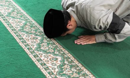 Didahulukannya “Kesabaran” Atas “Shalat”