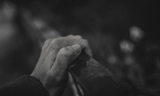 Di Antara Kelalaianmu