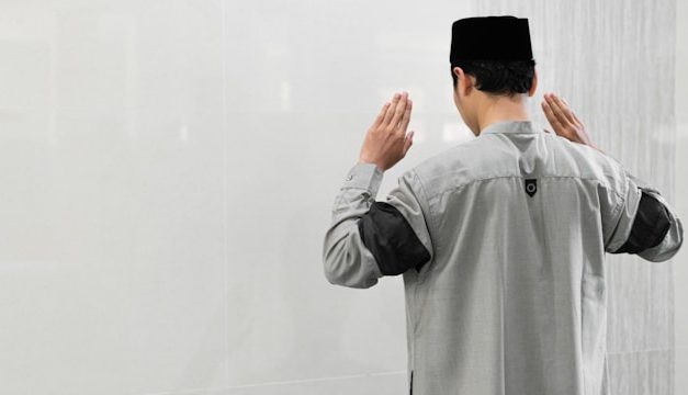 Hikmah Mengulangi Takbir