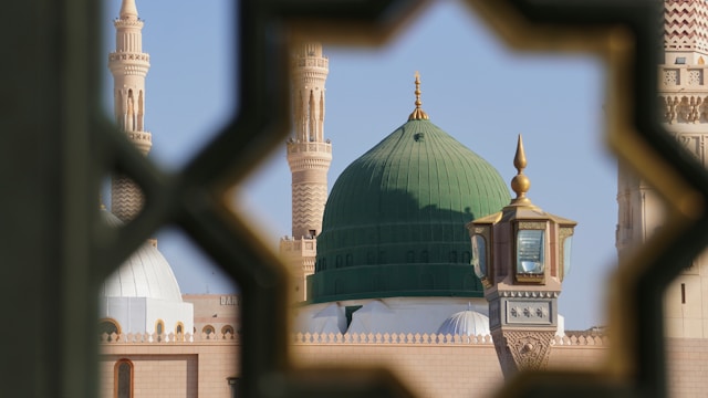 Potret Kesantunan Nabi ﷺ