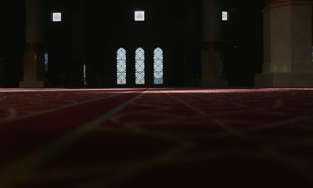 Akhirilah Bulan Ramadhan Ini dengan Taubat!