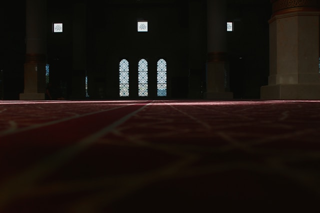 Akhirilah Bulan Ramadhan Ini dengan Taubat!